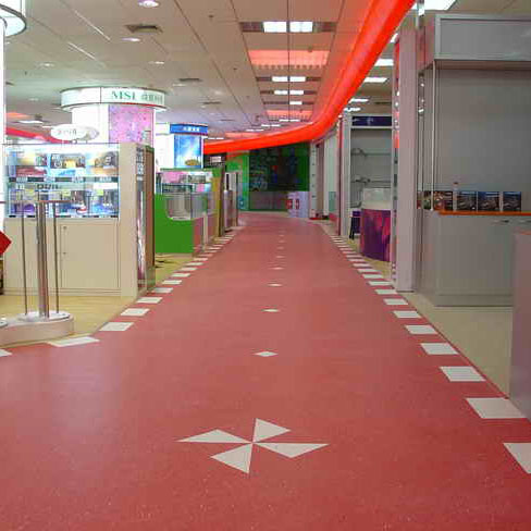 專業(yè)承接自流平環(huán)氧地坪工程